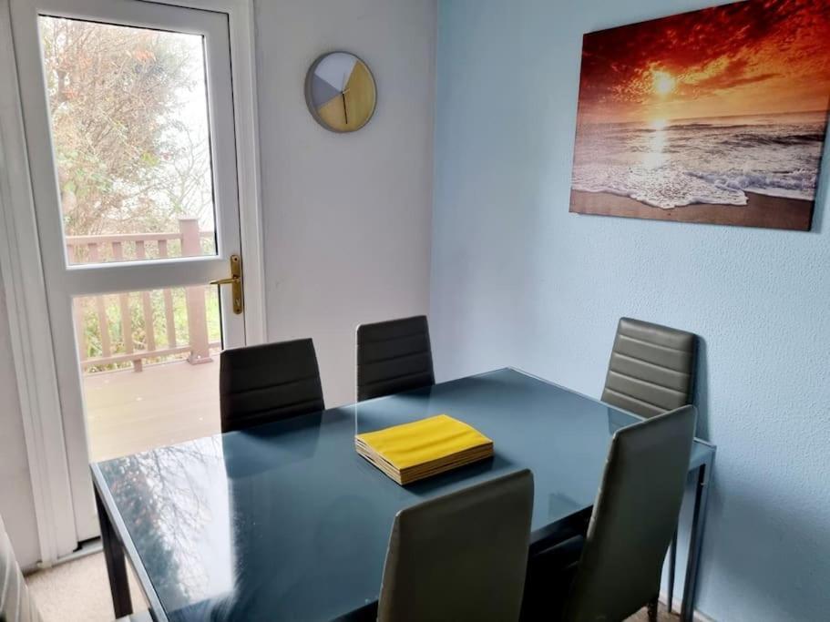 Front Line Chalet With Open Sea Views & Swimming Pool In Kingsdown No14别墅 外观 照片